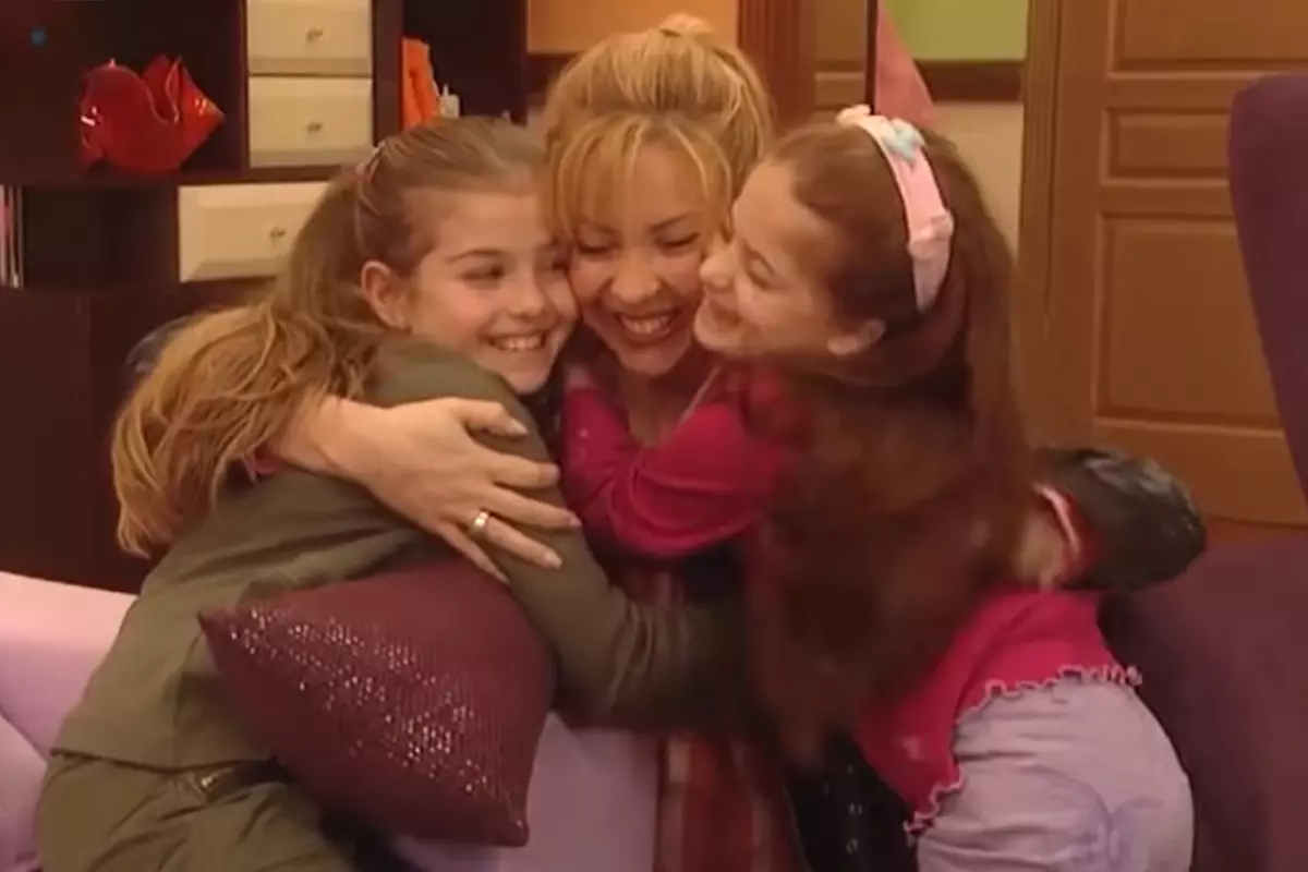 Sihirli Annem’in yıldızları yıllar sonra buluştu