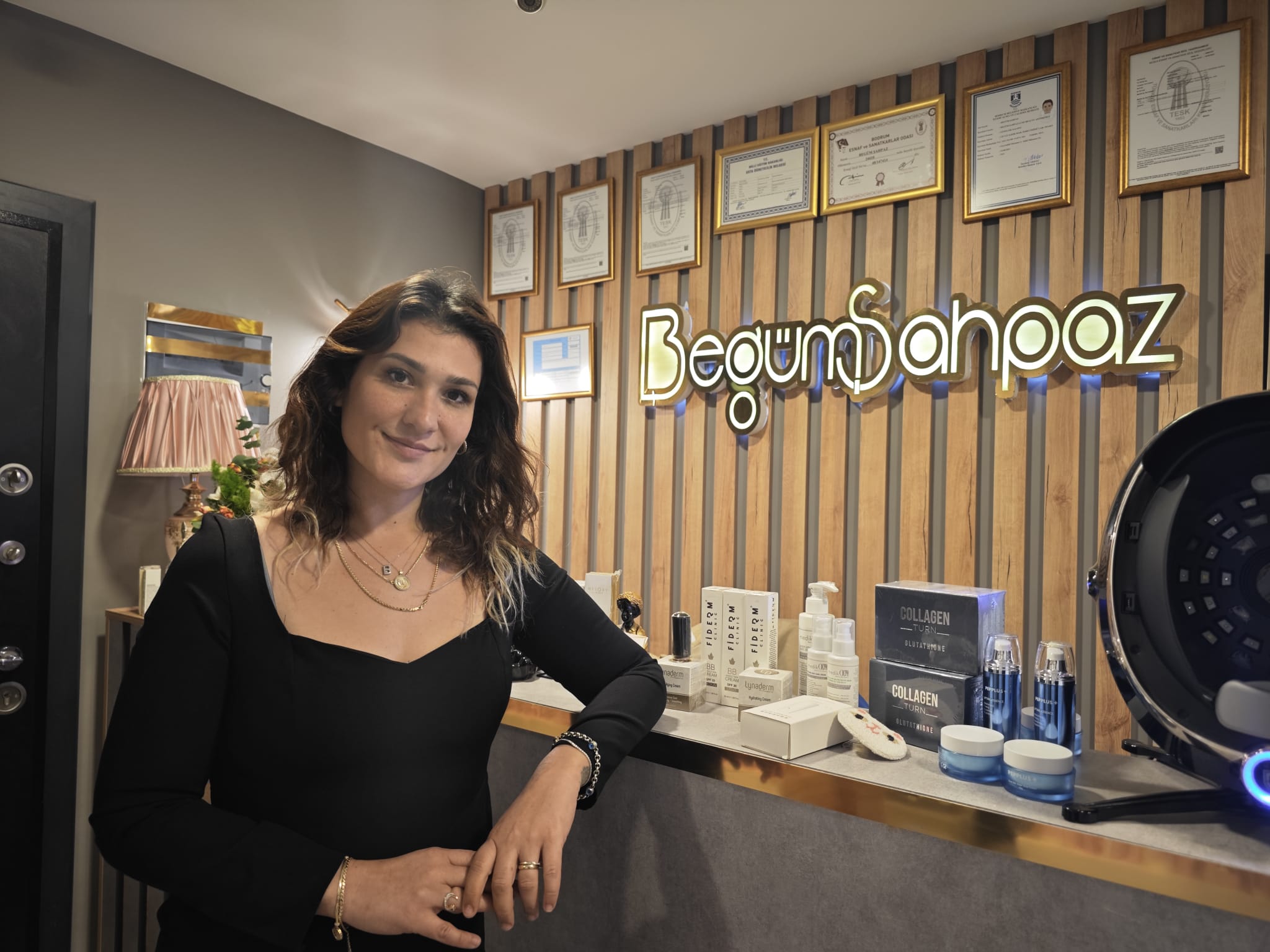 Begüm ŞAHPAZ Kimdir?