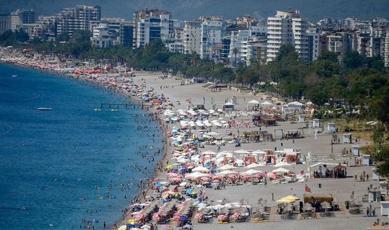Sektör ‘aşırı turizmi’ konuşuyor: ‘Antalya turizmi yoruldu’