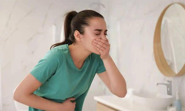Diş hekimi uyardı: Dişlerinizi asla fırçalamamanız gereken 3 durum!