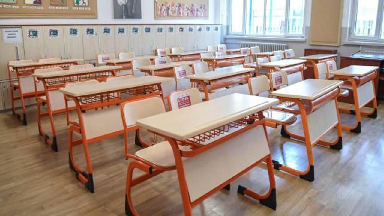 Okullarda buna yasak getiriliyor! Kuralı ihlal edene sert yaptırım uygulanacak