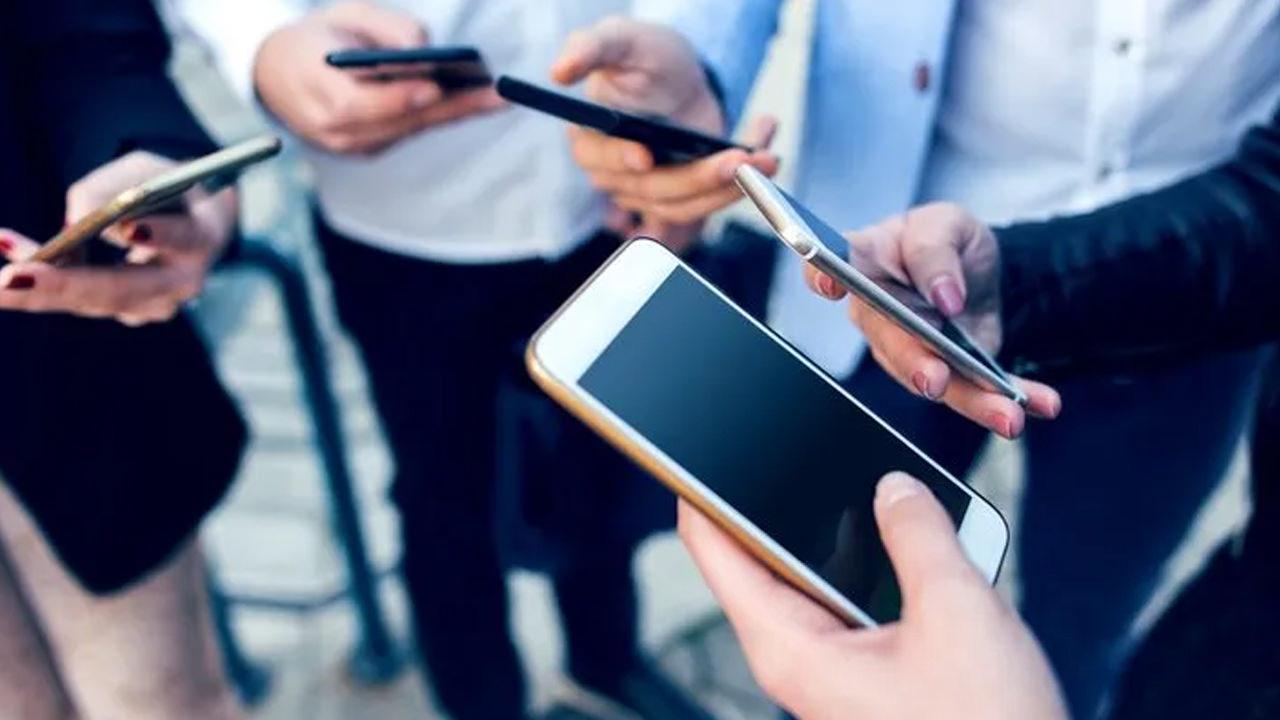 Tamamen ÜCRETSİZ! Telefon sahipleri diledikleri kadar seyredebilecekler