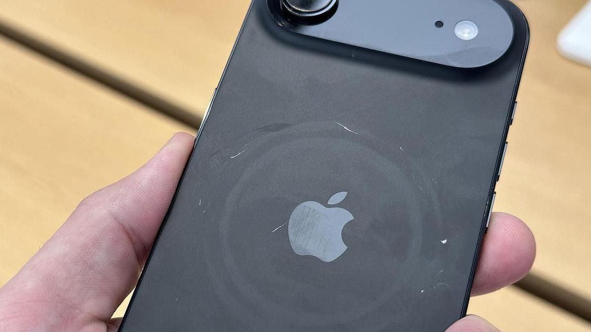 iPhone 17 kullanıcılarını çıldırtan sorun! Apple sessiz kaldı: Geri dönüşü de yok...
