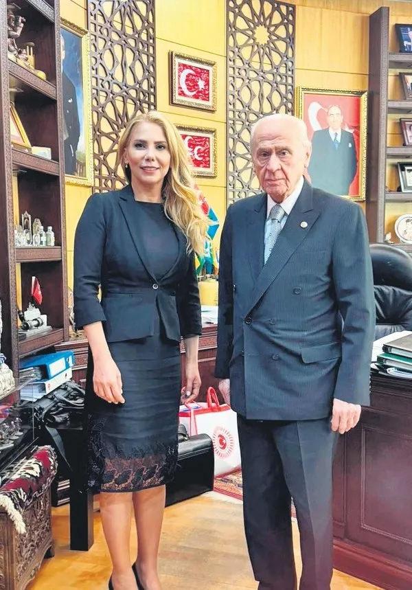 Devlet Bahçeli'den açıklama! Görevden alınan başkan için çağrı: Göreve iade edilmeli