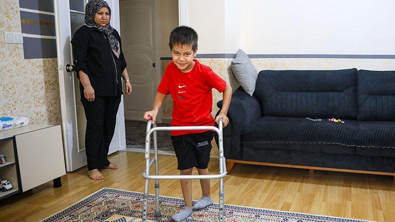 Mert’in ailesi, hastalığına teşhis konulmasını istiyor