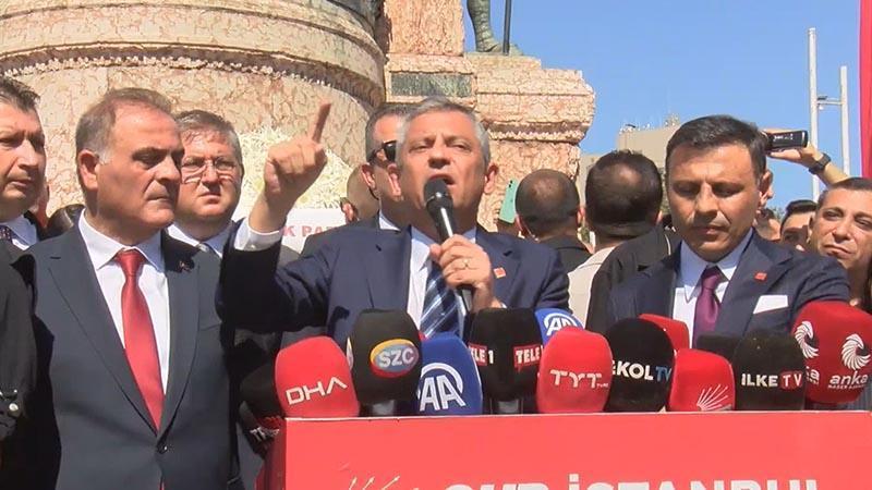 CHP Genel Başkanı Özgür Özel Taksim Cumhuriyet Anıtı önündeki törene katıldı