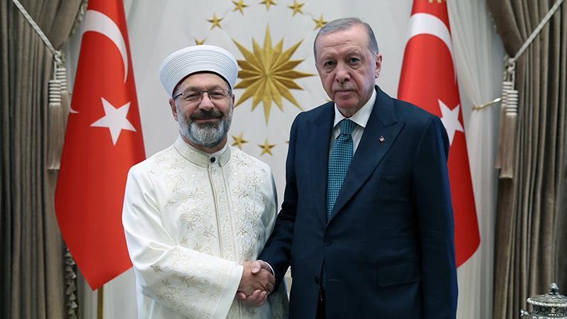 Cumhurbaşkanı Erdoğan, eski Diyanet İşleri Başkanı Erbaş’ı kabul etti