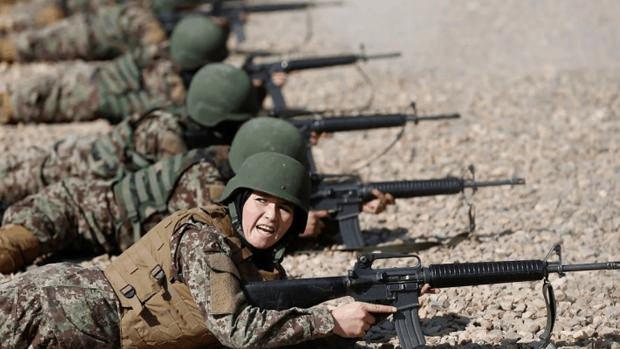 Türkiye'de kadınlar askere gidecek mi? Kadınlara askerlik zorunlu mu olacak?