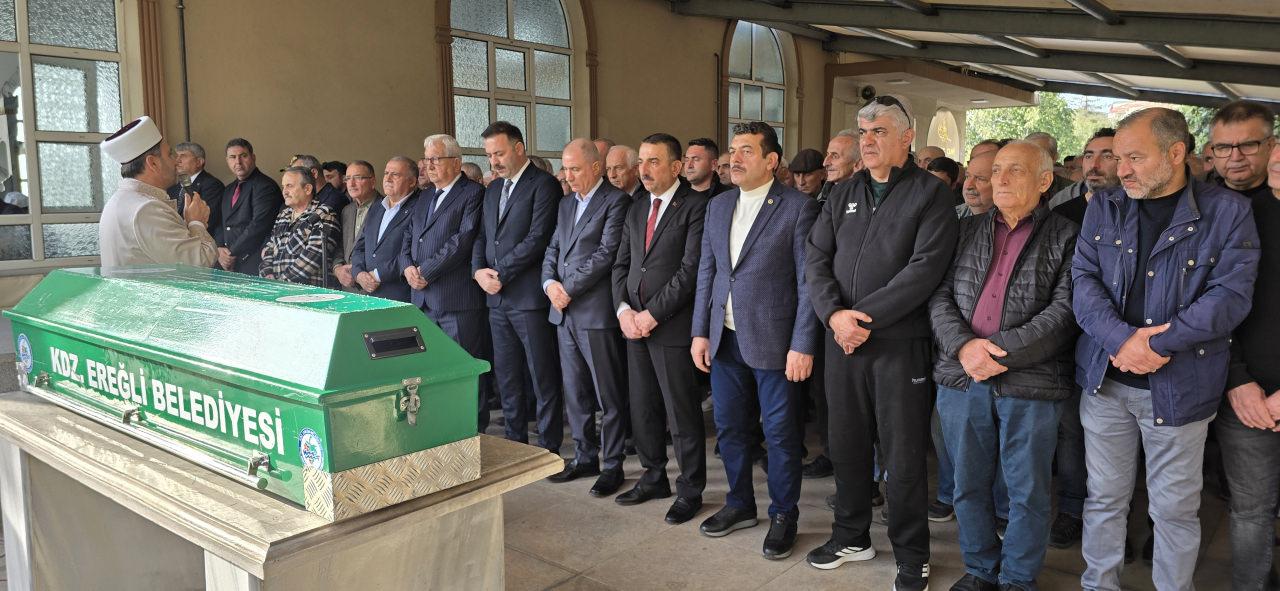 AK Parti Genel Başkanvekili Ala'nın eniştesi son yolculuğuna uğurlandı