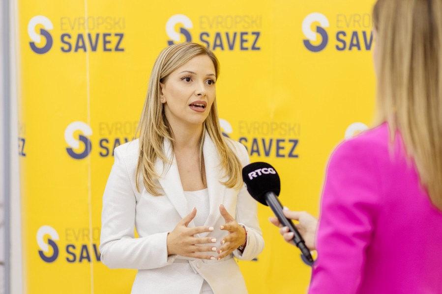 Başbakanı istifaya davet etti: Türkiye'den özür dilemeliyiz!