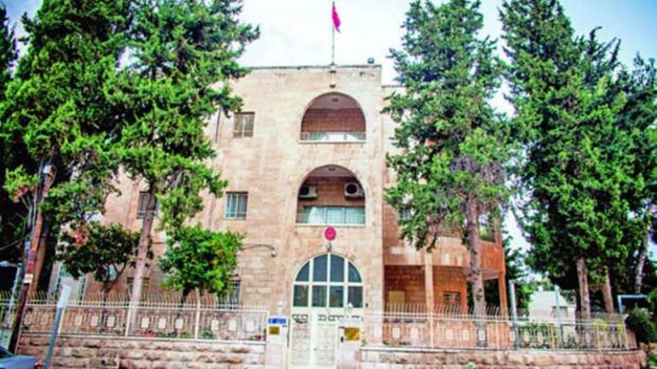 İsrail’den çirkin provokasyon! Türkiye’nin Kudüs Başkonsolosluğu önünde toplandılar