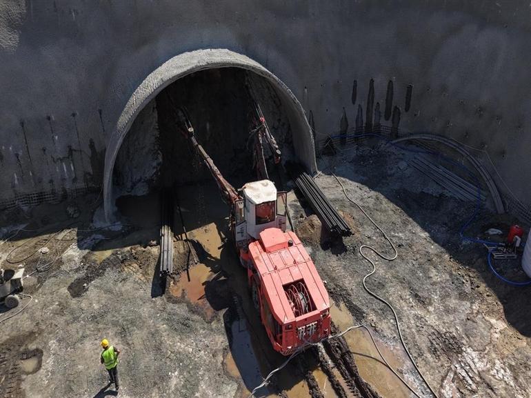 Bakan Uraloğlu: Delice-Çorum hızlı tren hattında yüzde 13,75 ilerleme sağlandı