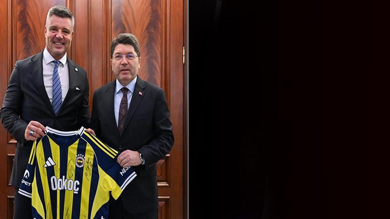 F.Bahçe’den Adalet Bakanı Yılmaz Tunç’a hediye edilen forma için ‘Mert Hakan’ açıklaması