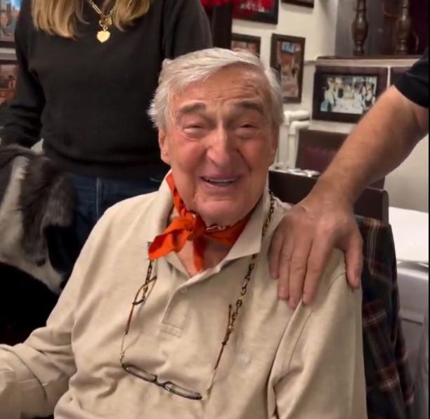 Rahmi Koç’un torunlarıyla gittiği balıkçının fiyatları ortaya çıktı! Küver bile şoke etti