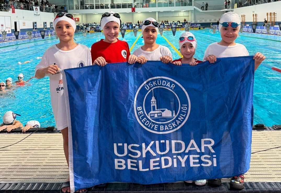 Tuna Yıldırım’ın Yeğeni Alparslan Koç Yüzmede Büyük Başarıya İmza Attı