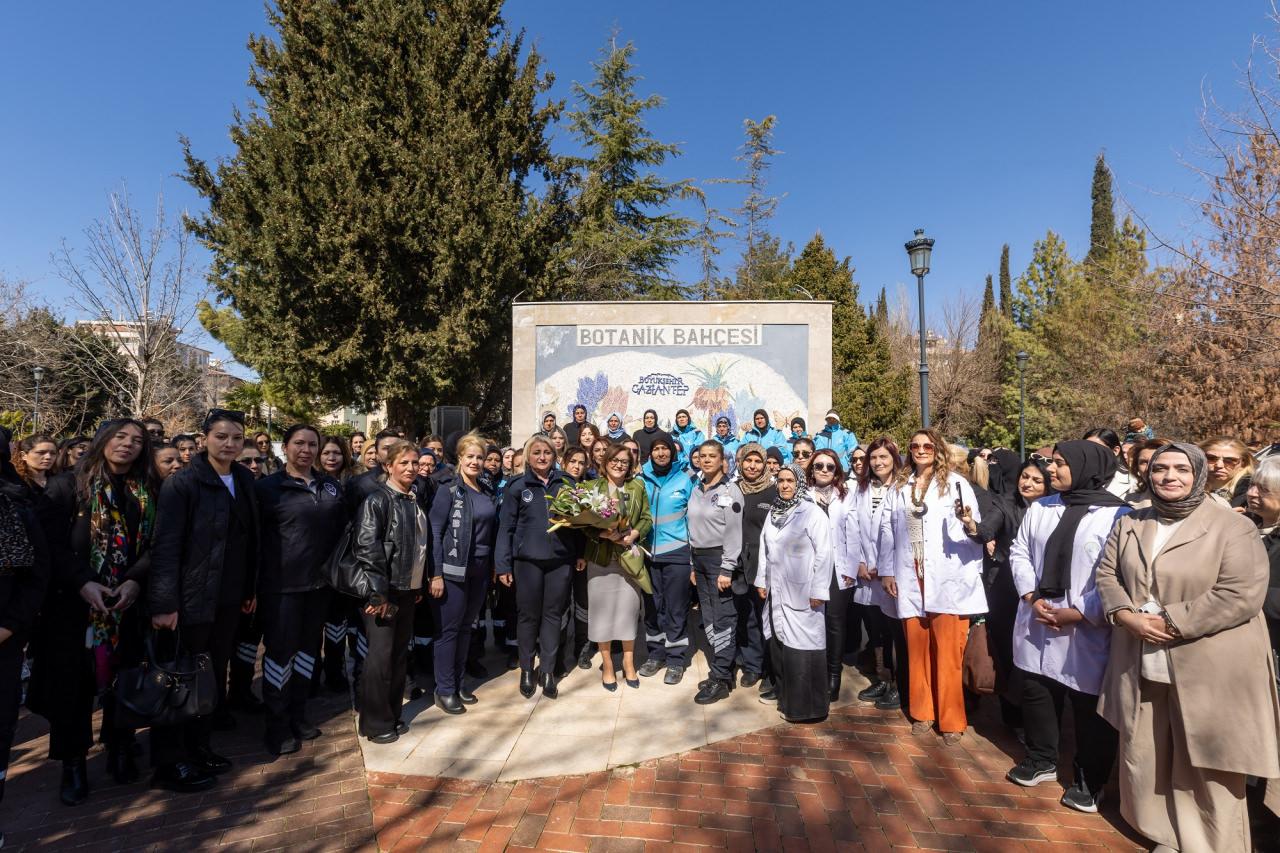 Fatma Şahin 8 Mart'ta kadın çalışanlarla buluştu: Hedef yüzde 50