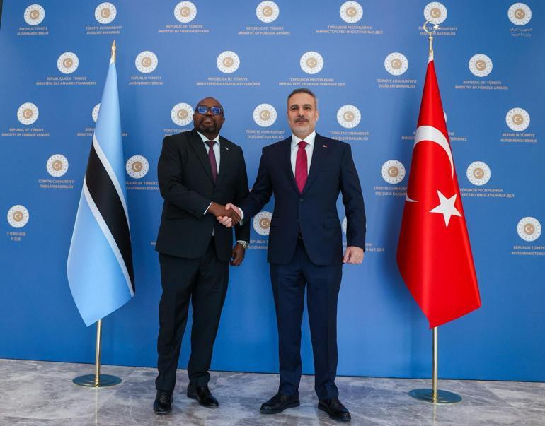 Bakan Fidan, Botsvana Uluslararası İlişkiler Bakanı ile bir araya geldi