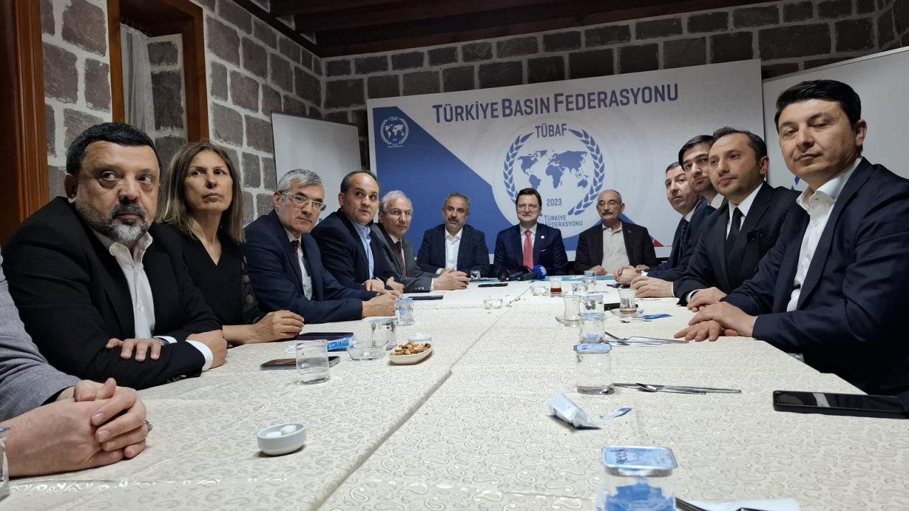 AK Parti Genel Başkan Yardımcısı Yerebakan: Zamanında almayan Batı 'gel' diye yalvarıyor