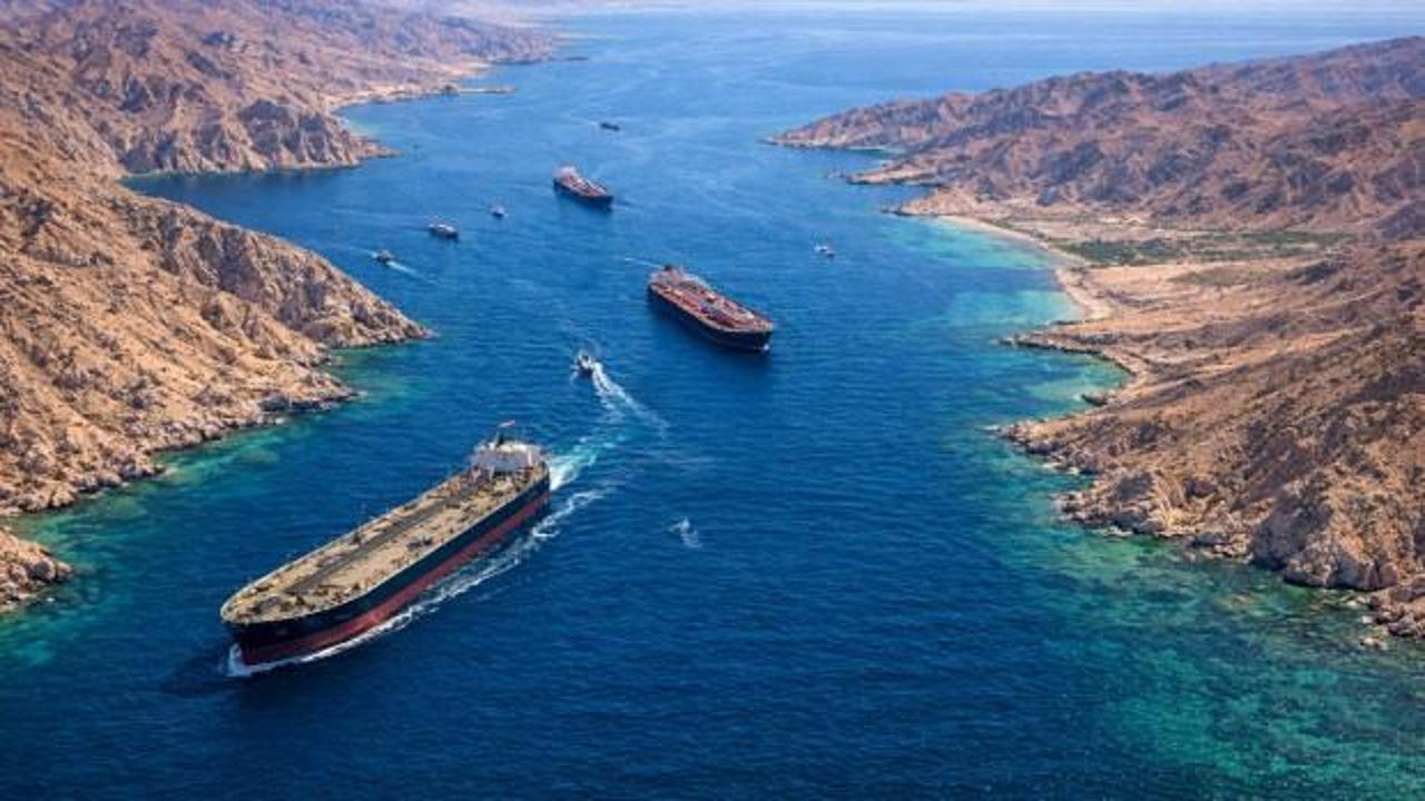 İran’dan Hürmüz hamlesi: Geçiş yapan ülkeleri ilgilendiriyor