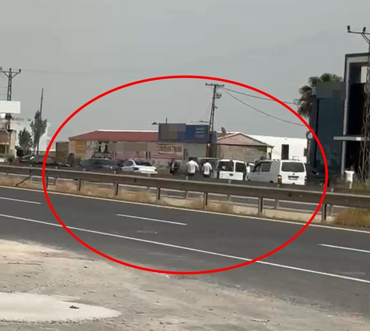 İki aile arasında silahlı, taşlı ve sopalı ‘yol verme’ kavgası: 2 ölü, 7 yaralı