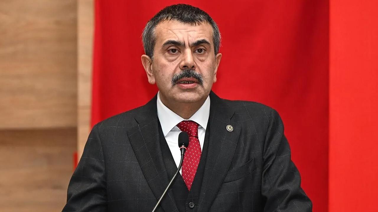 MEB duyurdu: Tüm öğrenciler bu tarihlerde tatil yapacak!