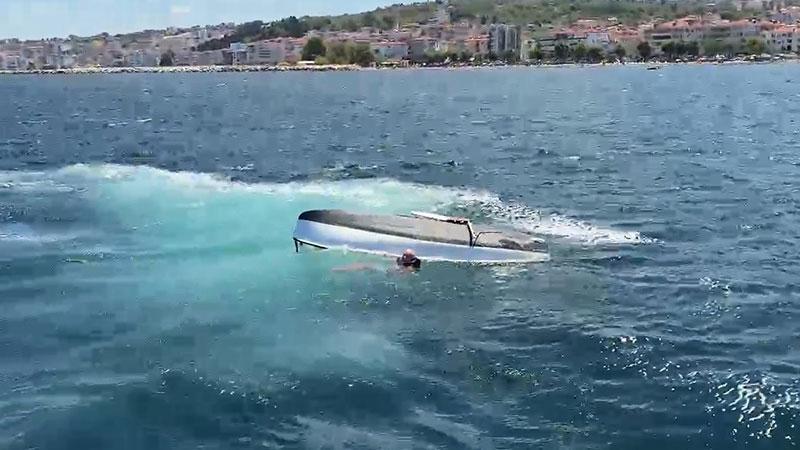 Teknesi alabora olan kişiyi Sahil Güvenlik ekipleri kurtardı