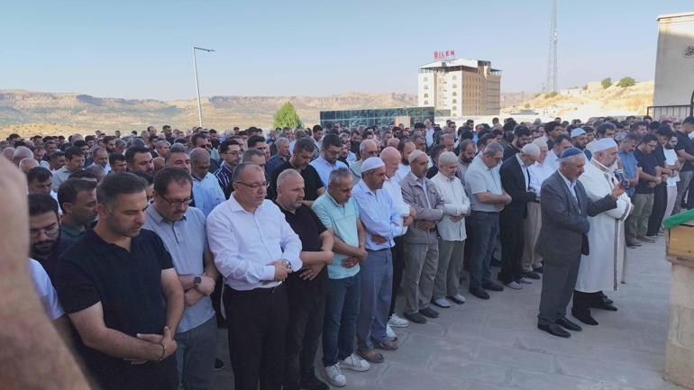 Mardin'de otomobil ile kamyonun çarpıştığı kazada ölü sayısı 3'e yükseldi